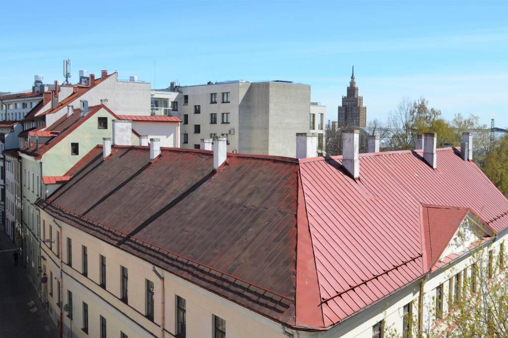 Luxury Apartment With A Balcony And View In Riga Old Town Buitenkant foto
