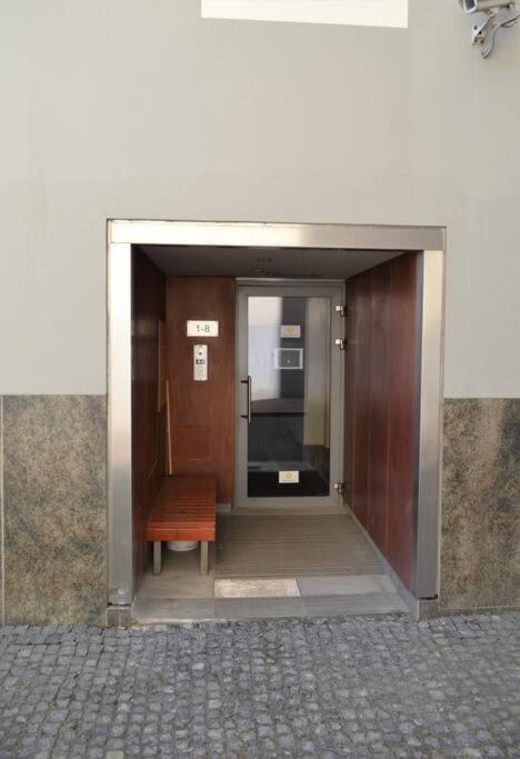 Luxury Apartment With A Balcony And View In Riga Old Town Buitenkant foto